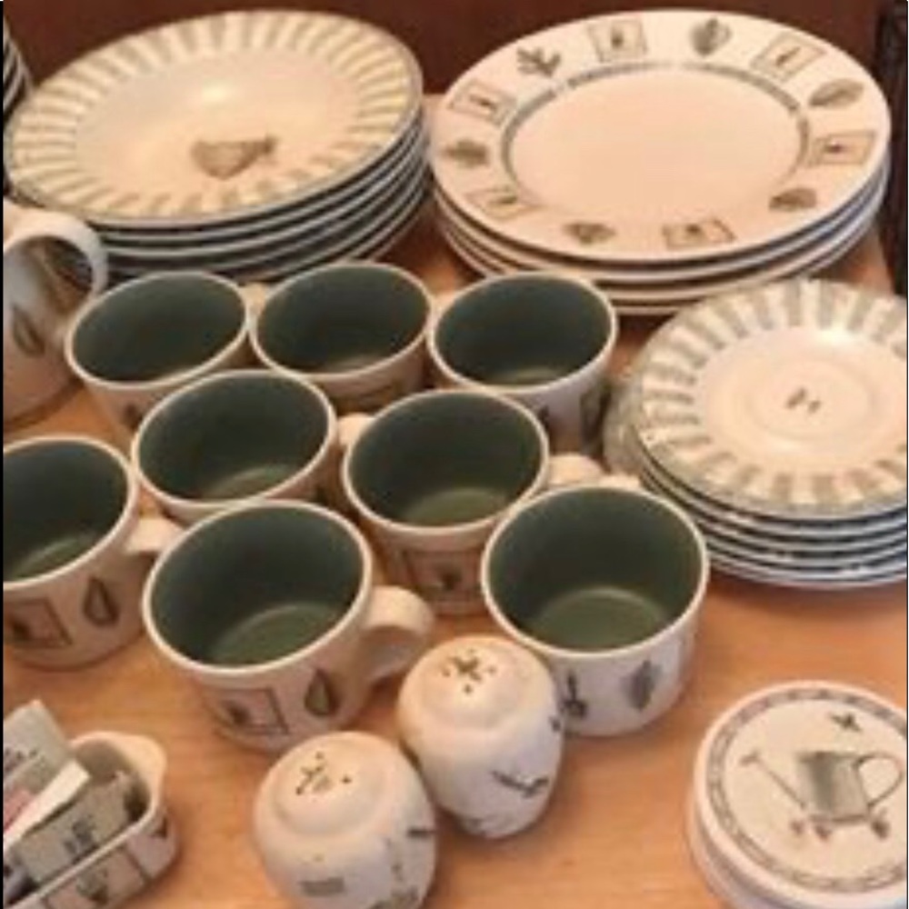 Pfaltzgraff Naturewood Dinnerware Collection-70Pcs - Picture 7 of 8